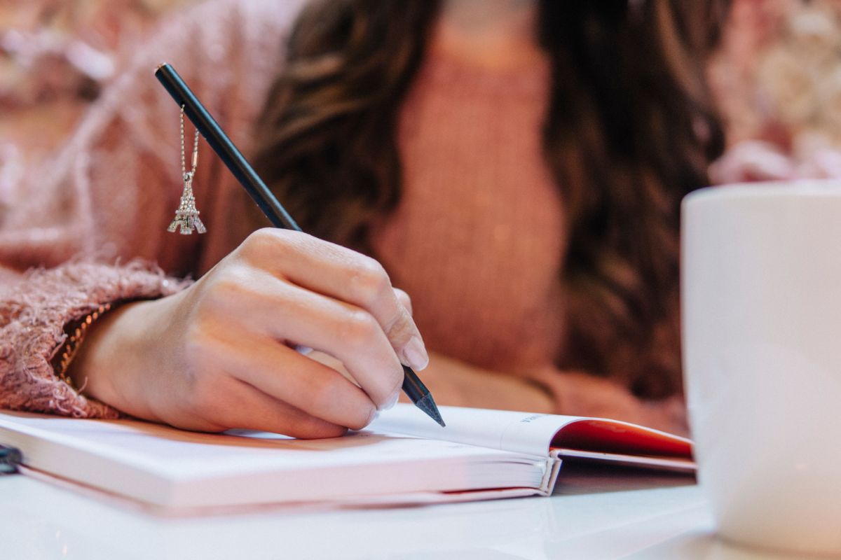 Creative Journal Prompts to Spark Your Imagination