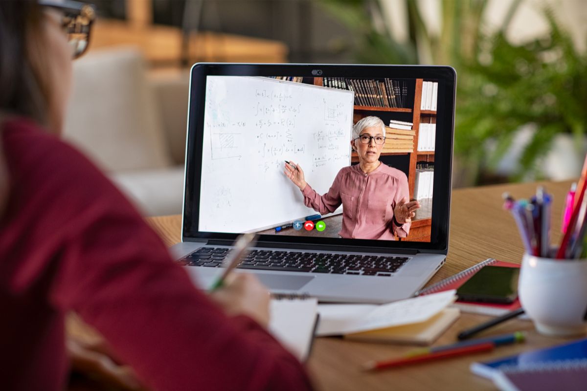 How To Study For Your GCSEs Online